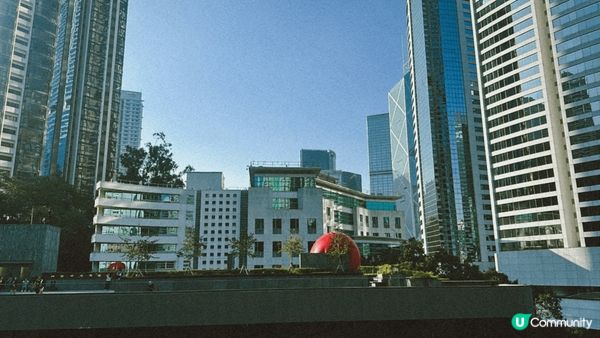 ## 金鐘打卡新地標 🔴