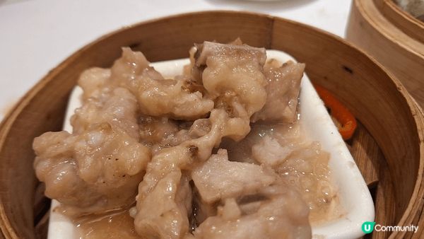 灣仔合和商場 [國穗軒]，水滾茶靚，食物大碟又夠熱，環境座椅...