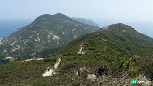 龍脊位於香港島石澳，屬於香港島徑第八段，全條行山徑都可望海，...