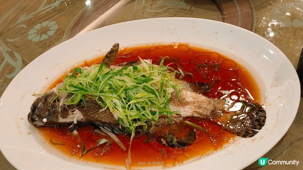 港澳碼頭澳門賽馬會黃金閣食晚宴