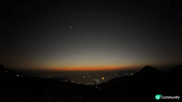 值得一看太陽落山的山頂美景🌅