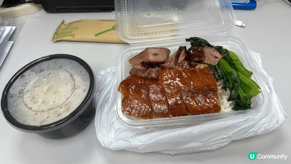道地香港性價比美食，口水雞香辣誘人，燒味飯油香四溢，麻婆豆腐...