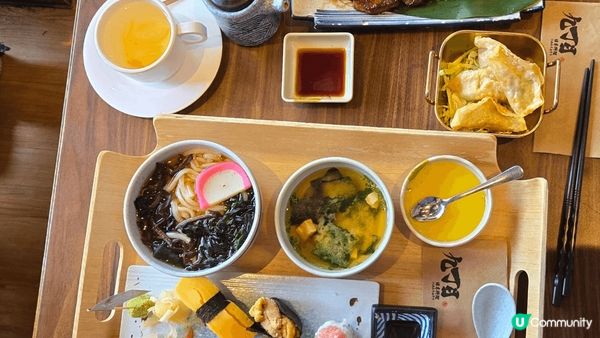 元朗九丁目日本料理，壽司、刺身新鮮，價錢超平，服務一流。
