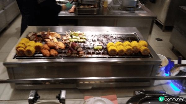 我去皇家太平洋酒店食的自助餐，款式多，有日本、中式、美式的食...