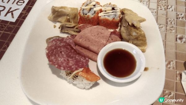 我去皇家太平洋酒店食的自助餐，款式多，有日本、中式、美式的食...