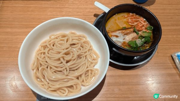 香港有不同種類美食，當中有不少值得再試，例如南丫島的泰國餐，...