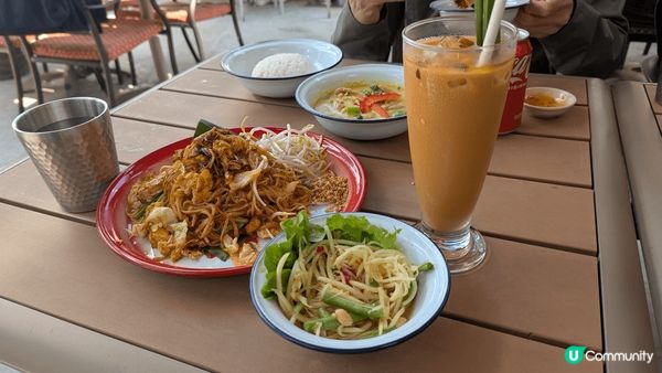 香港有不同種類美食，當中有不少值得再試，例如南丫島的泰國餐，...