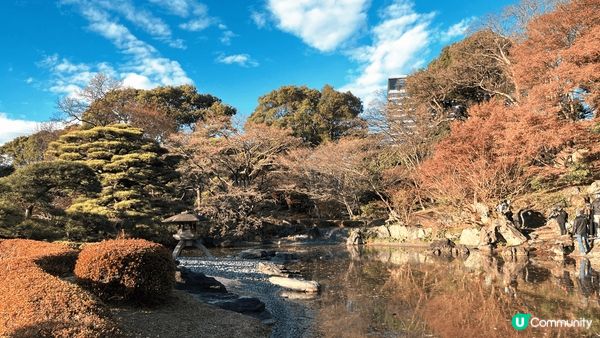 到東京淺草必訪雷門淺草寺，品嘗人形燒與日式炸饅頭，穿著和服感...