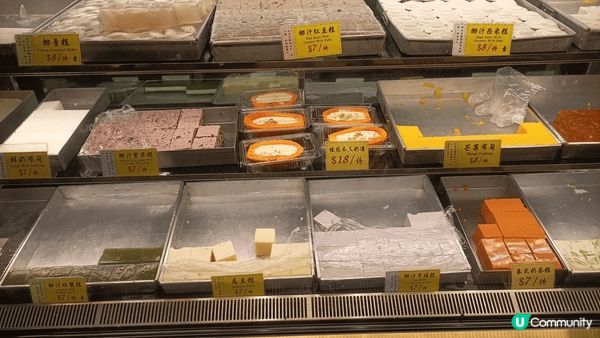 從不同地方購買的美食 包括燒烤 也有好吃的飯盒，更有自己在家...