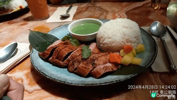 可以同家人分享好開心，美食當前非常興奮，超開心