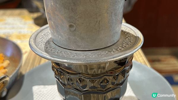 某日同至愛拍拖路過深水埗，發現呢間小店門面精緻，店員親切招待...