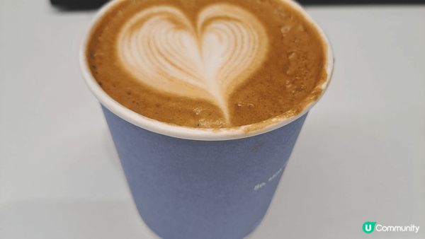 今日元宵佳節。飲心型拉花咖啡。sweet sweet.
