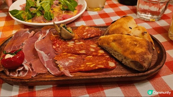 中環蘇豪區pizza project真係好好味pizza好新...