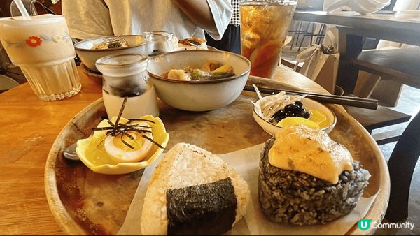 Migu Villiage餐館的飯團套餐，每樣食品都很精緻，...