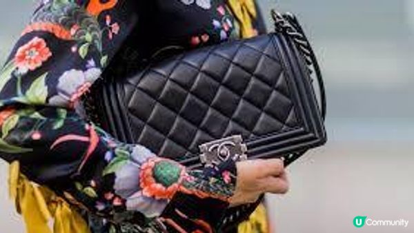 手袋回收一開始說高價，成交時價格卻縮水一半