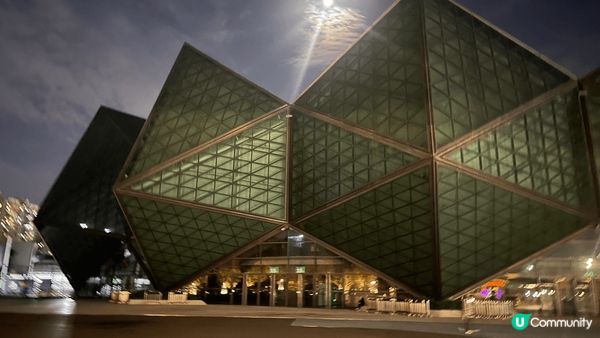 深圳龍崗2025新商店圈,位於深圳地鐵大運中心站,大運中心廣...