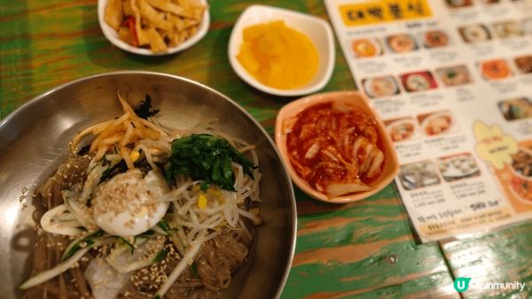 韓國的首爾在這裏有好多美食美景逛街購物十分適合旅遊。