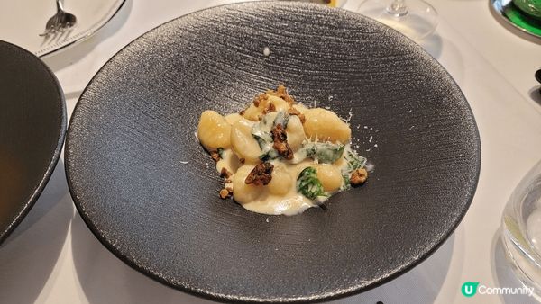 假日同friend歎個Brunch😋