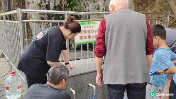 深圳地鐵12線中山公園站往中山公園內水源。