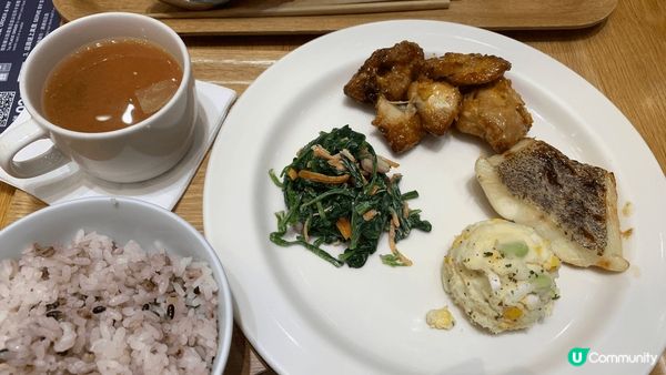 下載新版手機程式可以限期內九拆，購物及飲食皆可！