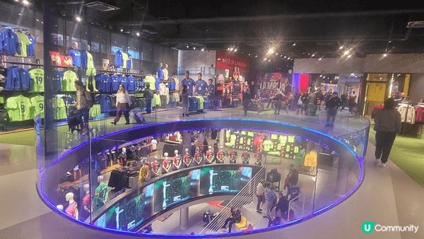 西班牙巴塞隆拿足球俱樂部博物館