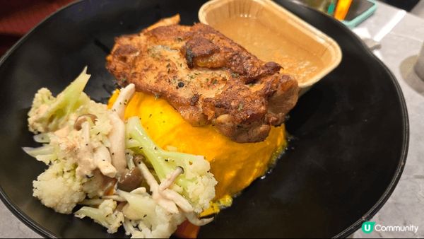 8 Eatery, 多款美食, 性價比高，外表吸引，食物質素...