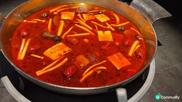 「麻辣鴨血任食+超萌企鵝丸子！湊湊火鍋的台式小確幸」| AIRSIDE