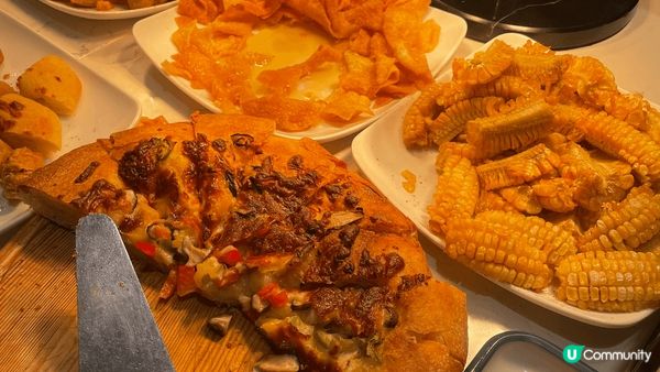 旺角無肉食素食自助餐，真係好好食，有沙律，糖水，素菜，仲要有...