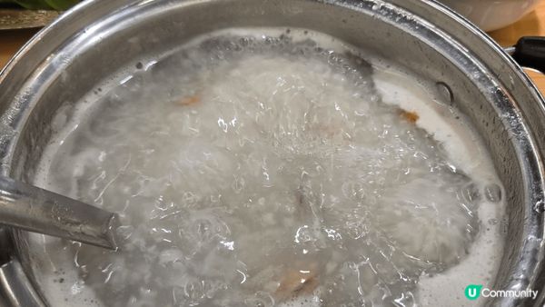 復活節去左珠海又行又食，係珠海搭的士又平，去左新蘇豪商場食有...