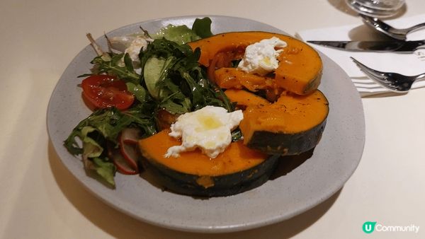 西班牙菜，比較少接觸，雖然份量少，但味道是不錯，啟德的不錯選...