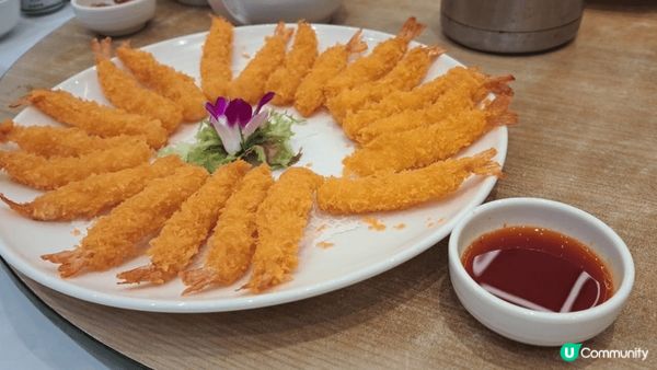 平日家庭聚會的晚餐，坐得舒服招呼好！最愛炸蝦超好味！推介！