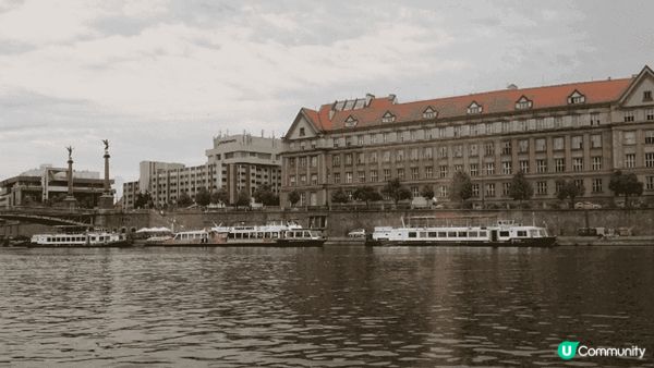 藍色多惱河就聽得多，去捷克當然要去多惱河感受下浪漫的氣氛，之...