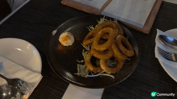 此西餐廳是位於旺角名為subtle island。因為和朋友...