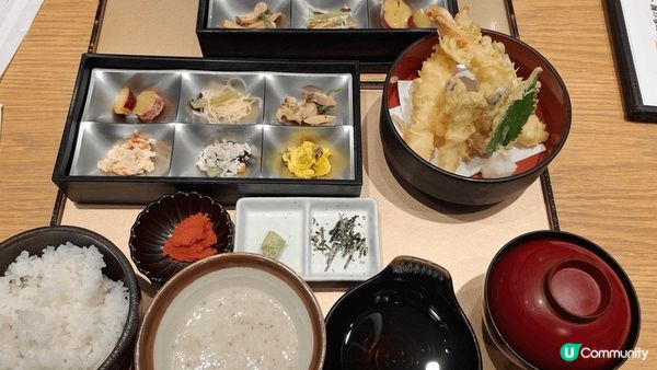 因去“多摩國”玩夾公仔，太夜，好多食舖都關門，見到哩間仲有營...