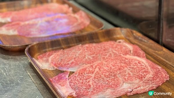 誘人油花。宮崎A5和牛御膳