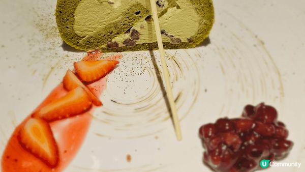 跑馬地馬場睇馬重有好野食！米紙夾住沙律， 米紙好脆好香！雞肉...