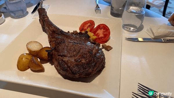 牛扒當中我最愛斧頭扒， 首先大大塊一家人分享 最開心， 而且...