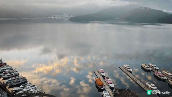 以上圖片全部都是台灣日月潭的晨曦湖光山色及在101大樓上觀看...