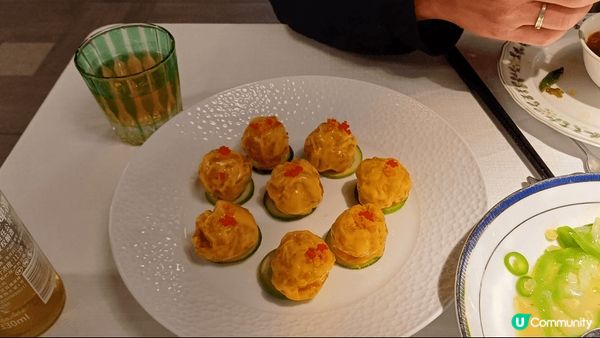 去左深圳一間融合菜，三人去食都係三百港纸左右，超好食，環境又...