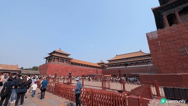 去北京，當然係去故宮。氣勢磅礡，天氣勁好，好似返咗古時咁。人...