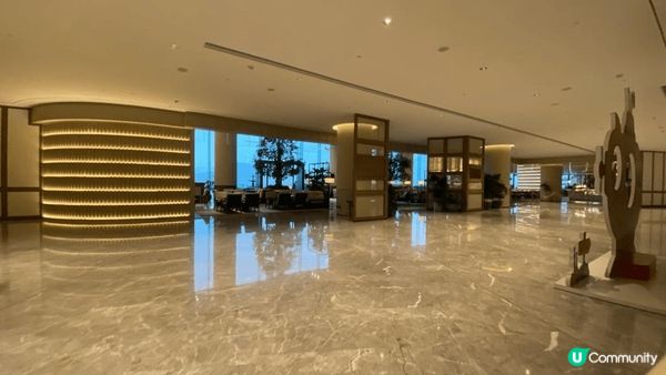 我地本身好想租酒店果間有私人泳池的頂層泳池套房架😍…不過說實...