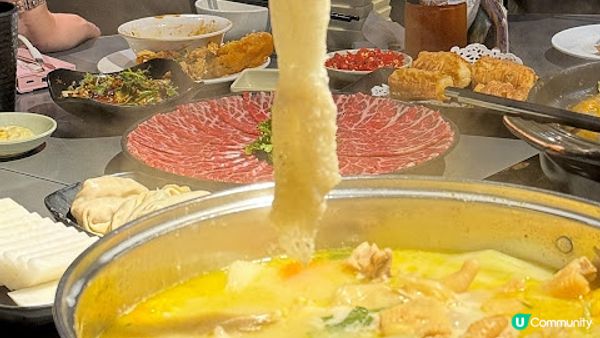 超多料雞煲。小食都好吸引~