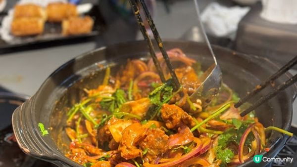 超多料雞煲。小食都好吸引~