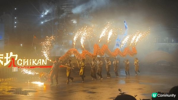 推薦大家到江門赤坎古鎮，現場感受非遺打鐵花的震撼