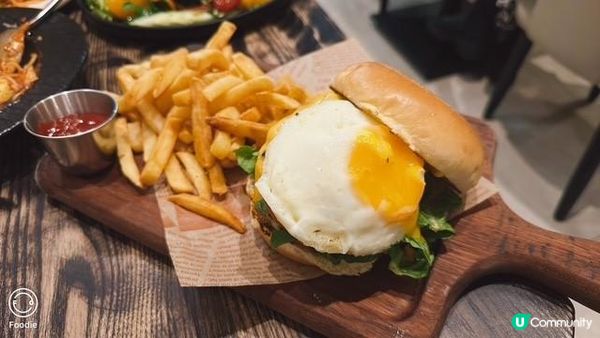 食埋甜品先好走呀@Four O Five Coffee & Eatery