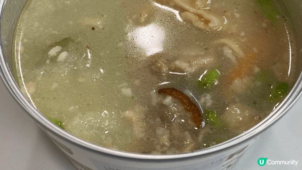 忽然行過公司附近見到文興酒家外賣店，咁有諗頭就試下味啦。咖哩...