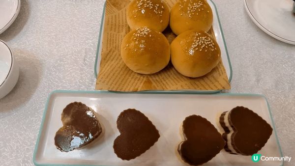 帶仔仔去中式茶樓都可以點到，可愛嘅熊貓布甸、心心咖啡奶凍、甘...