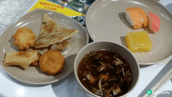 這是大澳十分出名海上餐廳, 其炒海鮮十分新鮮惹味 第二及三張...