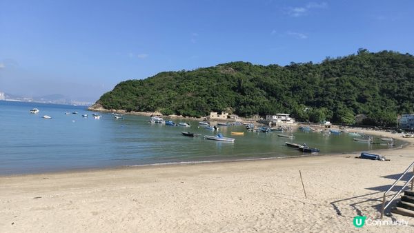 第一張鯉魚門渡假村，位於筲箕灣可望到對面海鯉魚門村。