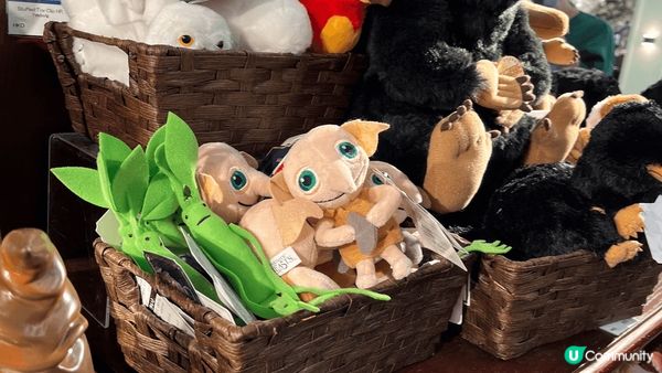 由即日起到10月31日，Harry Potter popup...